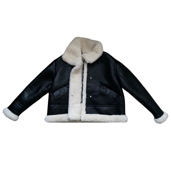 Prettylittlething Black Faux Fur Lined Faux Leather Buckled Aviator Jacket - Picture 2 of 6